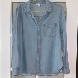 Old Navy Light Blue Button Down Shirt